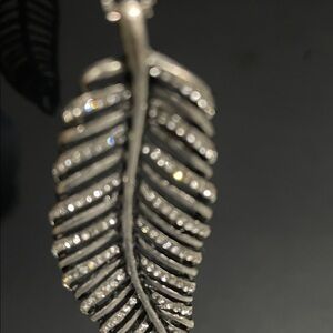 Leaf Pendant Necklace in Antique Silver Tone